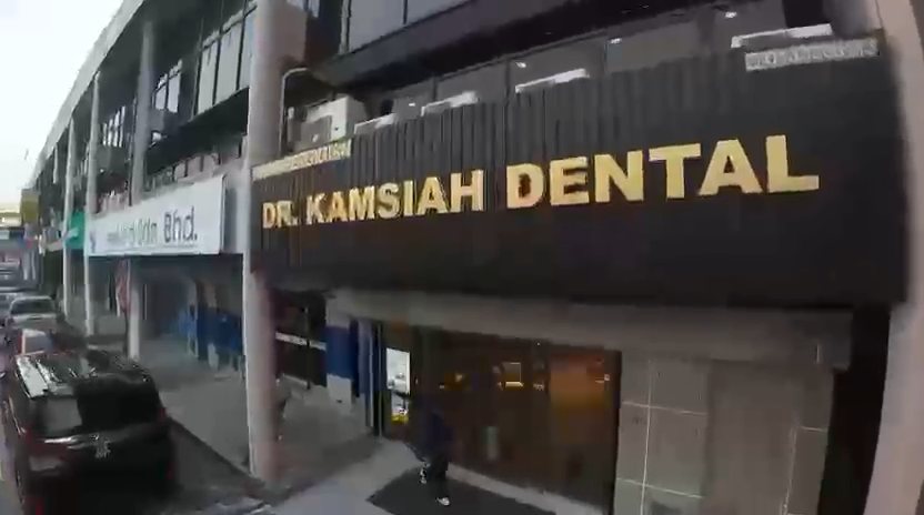 Shopfront of Dr Kamsiah Dental Clinic with its sign, at 26a, Jalan Wan Kadir 1, TTDI